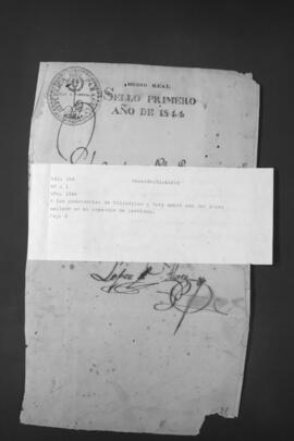 Oficio de los Comandantes de Villarrica y Yuty sobre uso de papel sellado en la expedición de permisos.